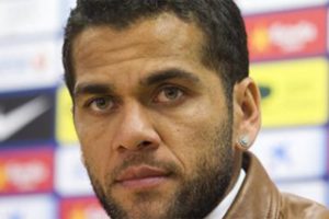 Berita Transfer Barcelona Terbaru : Dani Alves Resmi Keluar Dari Barcelona Pada Musim Depan
