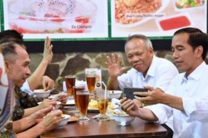 Jadi Langganan Jokowi, 5 Tempat Makan Ini Langsung Diserbu Pembeli