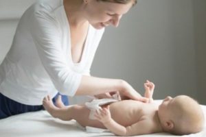 Ketahui Arti Tekstur dan Warna Feses Pada Bayi