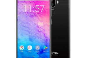 9 Rekomendasi Smartphone Layar Berponi Terbaik