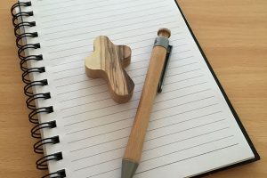 Pengertian dan Cara Penulisan Teks Ulasan