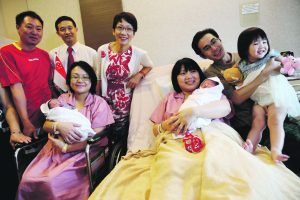 BONUS MENGGIURKAN BAGI YANG PUNYA ANAK DI SINGAPURA