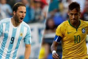 Kualifikasi Piala Dunia 2018 : Laga Argentina Vs Brasil Tertunda Akibat Lapangan Tergenang Air