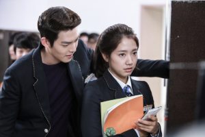 Park Shin Hye Sukses Buat Kim Woo Bin Panik Saat Mengajaknya Berteman, Kok Bisa Ya?