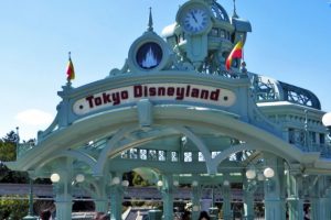 10 Daftar Wisata Jepang yang Tidak Boleh Dilewatkan!