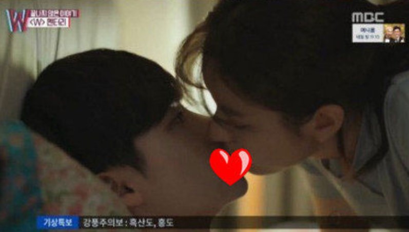 lee-jong-suk-dan-han-yoo-joo-kompak-ungkap-adegan-ciuman-favorit-dalam-drama-w-2