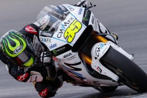 Crutchlow Korbankan Peluang Menang Demi Marquez