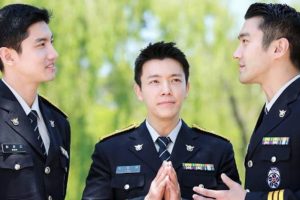 Siwon, Donghae dan Changmin Bikin Netizen Salah Fokus Saat Pakai Seragam Polisi