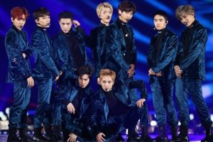 EXO Foto Backstage Formasi Lengkap, Bikin EXO - L Terharu