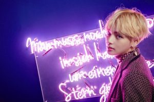 Suga BTS Jadi Korban V Dalam Siaran Online V App, ARMY Ngakak