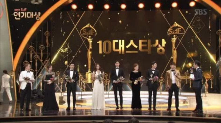 Daftar-Lengkap-Pemenang-SAF-SBS-Drama-Awards-2016,-Moon-Lovers-Scarlet-Heart-Ryeo-Berjaya