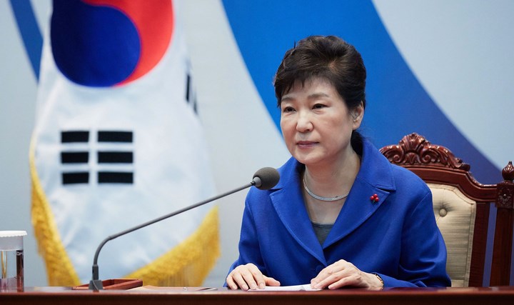 Tersandung-Masalah-Penyalahgunaan-Kekuasaan-Presiden-Korea-Selatan-Resmi-Diberhentikan
