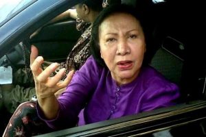 Marah Mobil Diderek Dishub, Ratna Sarumpaet Hubungi Anies Baswedan