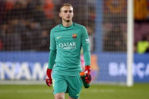 Cillessen Isyaratkan Hengkang, Barcelona Mulai Cari Pengganti