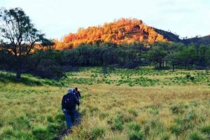 Dua Pendaki Taklukkan 7 Gunung Tertinggi Jateng Demi Kenalkan Batik