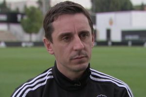Gary Neville: Rumor Pemecatan Mourinho Sangat Memalukan