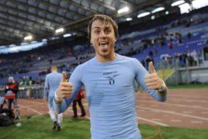 Mantan Defender Barcelona Bakal Perkuat Lazio