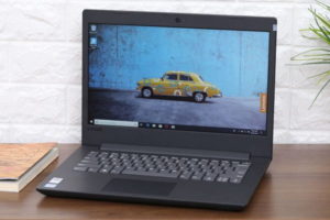 8 Rekomendasi Laptop Ringan dan Terbaik