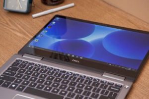 7 Rekomendasi Laptop 2 in 1 Terbaik Untuk Pekerja Kantoran