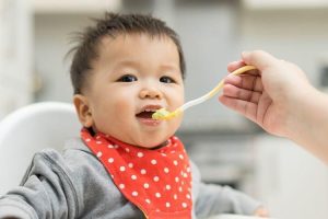 Rekomendasi Resep Makanan untuk Bayi Berusia 8 Bulan Terbaik